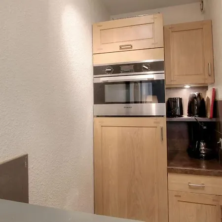 Jonquille 5 Apartment